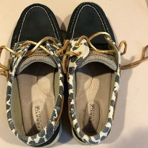 Women’s Sperry boat shoes